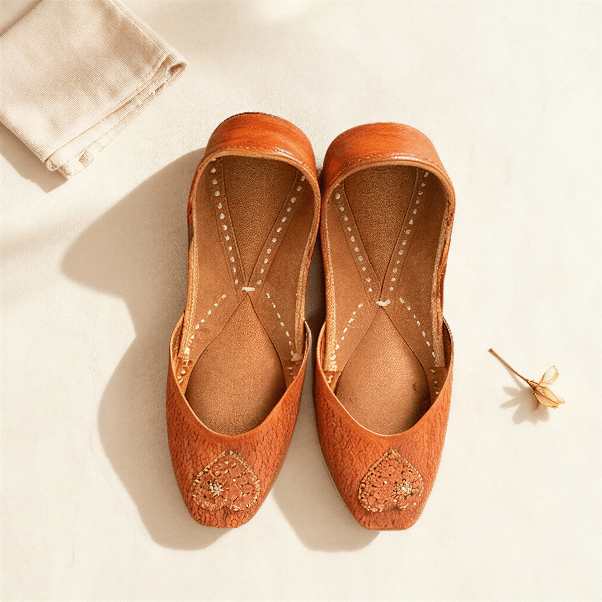 Cut work Tilla Footwear 