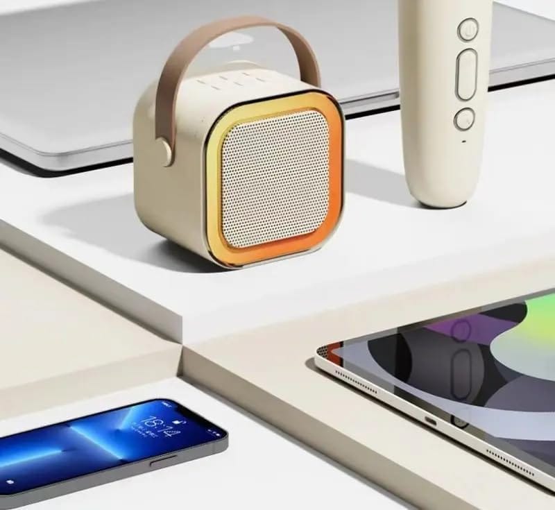 Wireless Karaoke Speaker with Intelligent Noise Reduction and Omnidirectional Sound with Colourful Light Effect (Square)