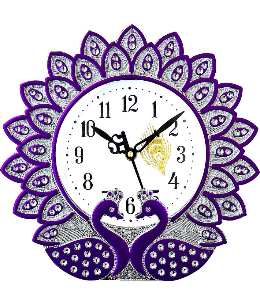 GrabBasket Assymetric Analog Wall Clock