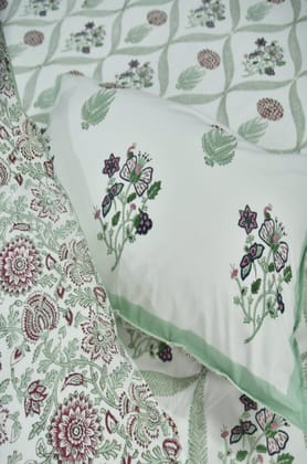 Butterfly and Floral Bedsheet - Luxurious Comfort -  Super King (108 x 108) inches bedsheet