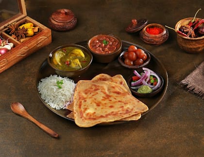 Aloo Palak Thali Meal