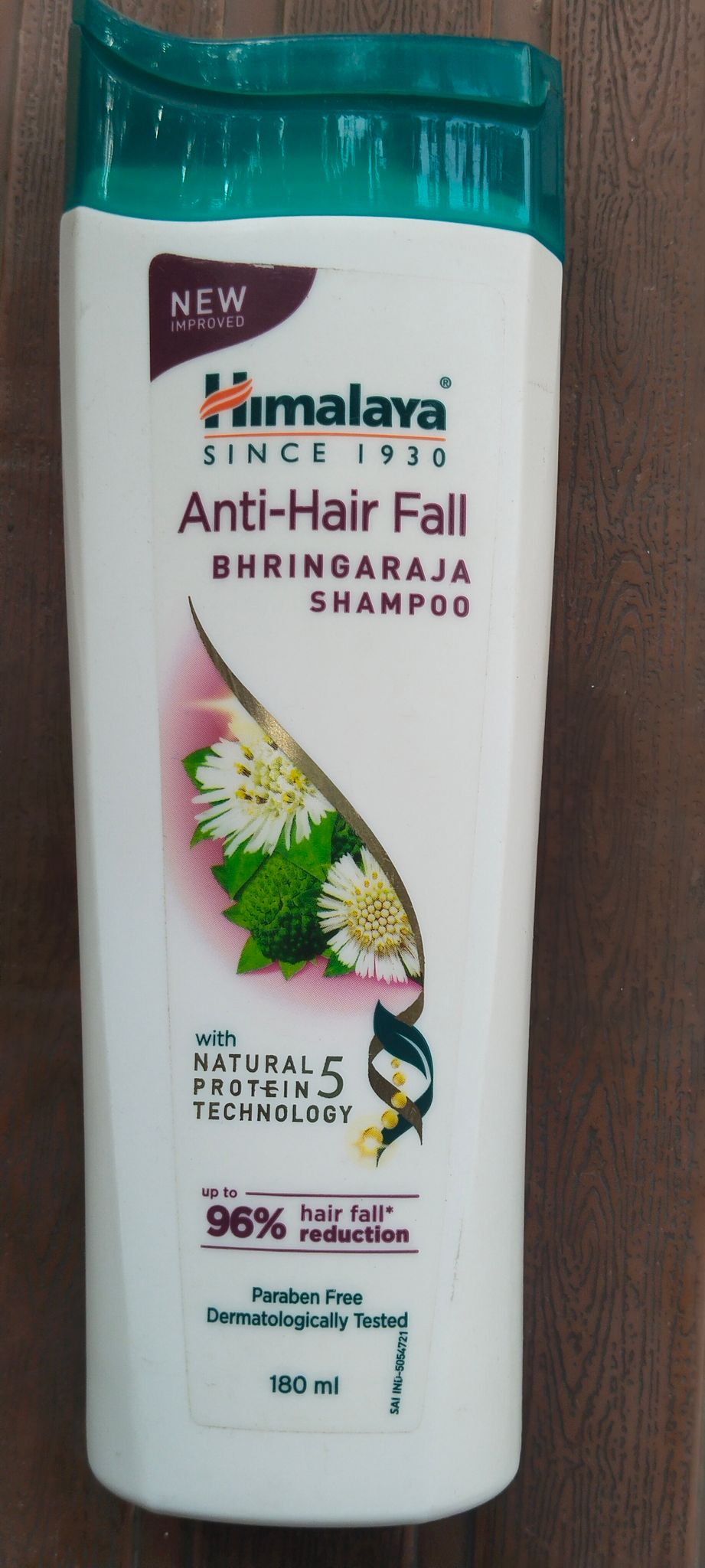 Himalaya Anti-hair fall Bhringaraja Shampoo 