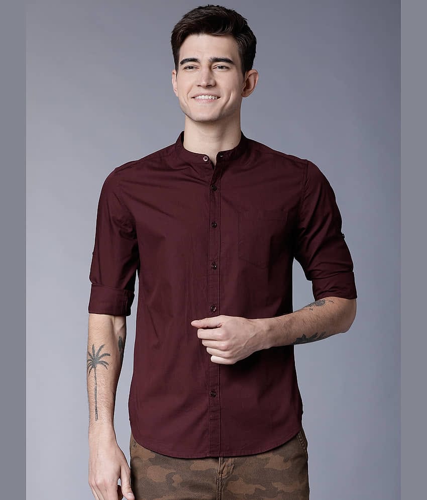 Highlander Cotton Blend Slim Fit Solids Full Sleeves Men's Casual Shirt - Maroon ( Pack of 1 )