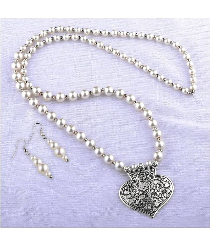 SILVERSHINE silverplated Designer Traditional Spade Shape pendant Long Pearl Necklace set for women Jewellery set