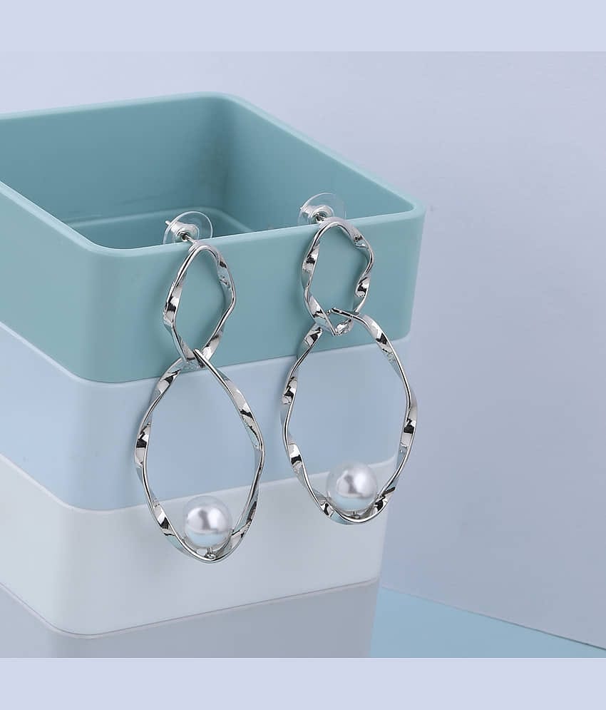 SILVER SHINE Exclusive Delicated Party Wear Stylish Earring For Girl Women