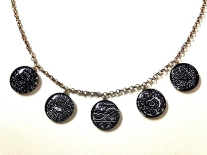 Chimera - Monochrome Circlets Necklace