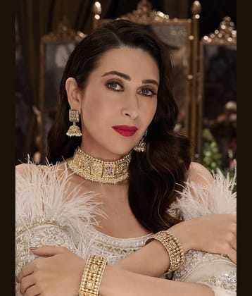 Sukkhi Alloy White Traditional Necklaces Set Choker