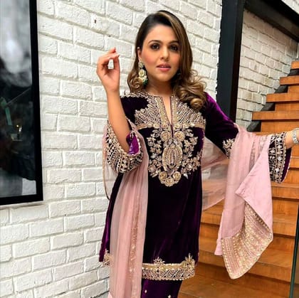 Shiv Textiles Women's Purple Velvet Suit Set with Dupatta Size M Sequence Work Party Wear Ethnic Ensemble Premium Winter Fashion Traditional Indian Outfit Ready to Wear