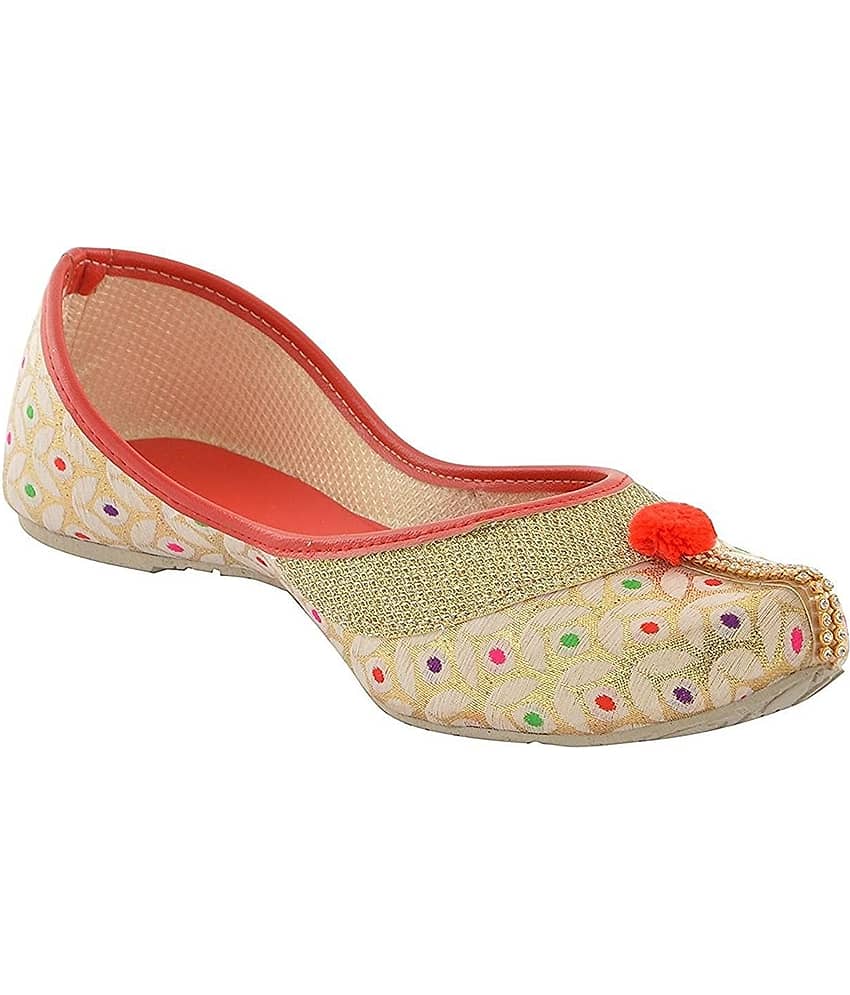 Anjaneya Creations Red Ethnic Footwear