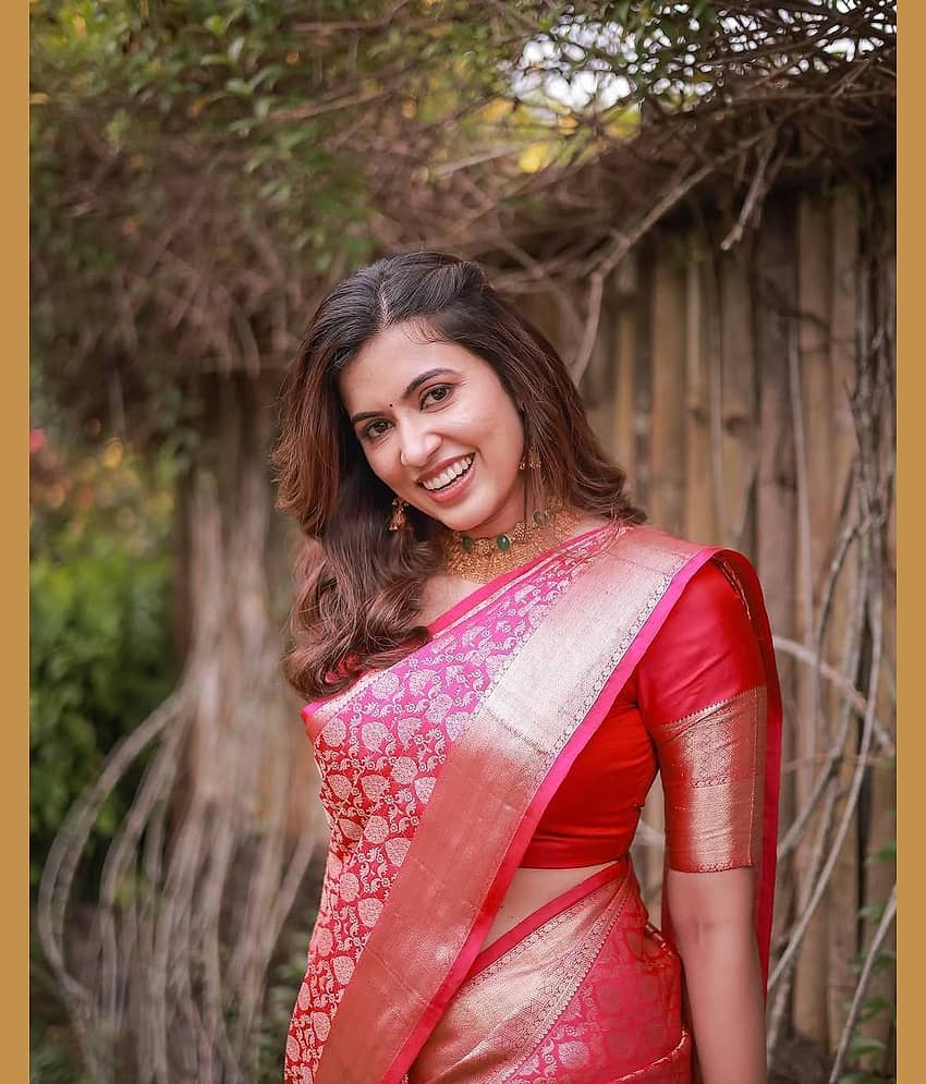 fab woven Art Silk Woven Kanjeevaram Sarees With Unstitched Blouse Piece ( Pink )