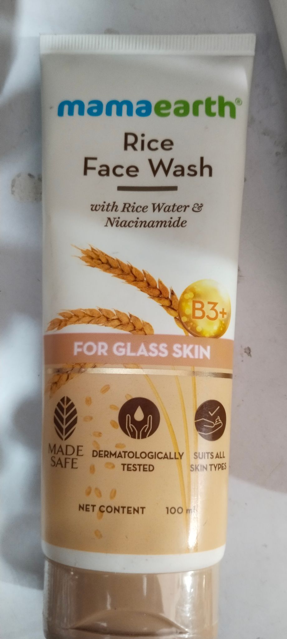 Mama earth Rice facewash 