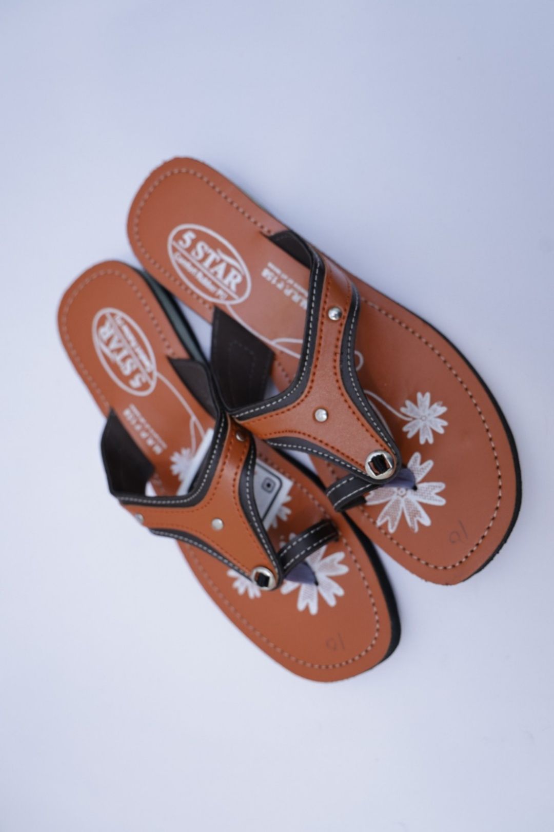 Female V Shape Footwear- Size 10