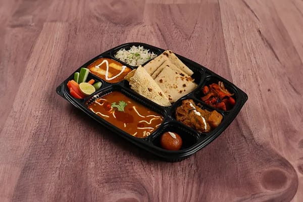 KHANA O KHANA