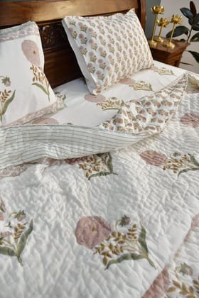 Pink Phool Dreamscape: Bedding set Hand-Blocked Floral Paradise Super King (108*108 inches) bedsheet + King (90x108 inches) quilted bedcover Pink Phool Dreamscape: Bedding set Hand-Blocked Floral Paradise Super King (108*108 inches) bedsheet + King (90x108 inches) quilted bedcover
