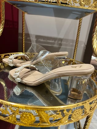 Shell embellished transparent heels-35