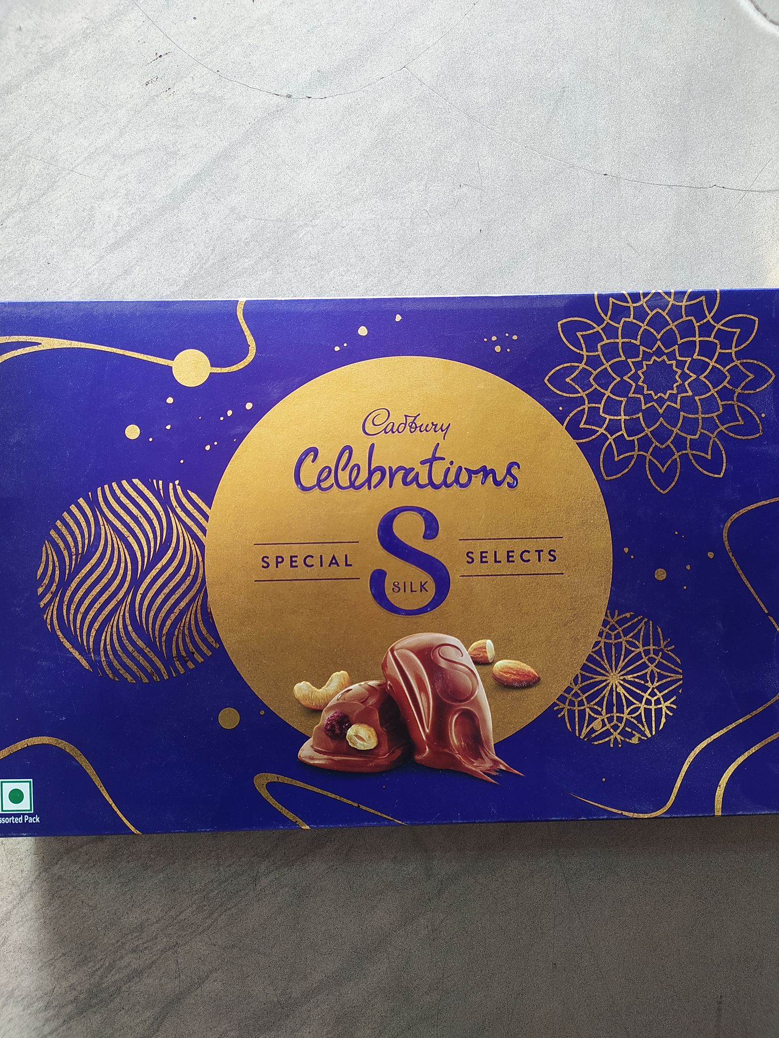 Cadbury Celebrations Special Silk Selects 