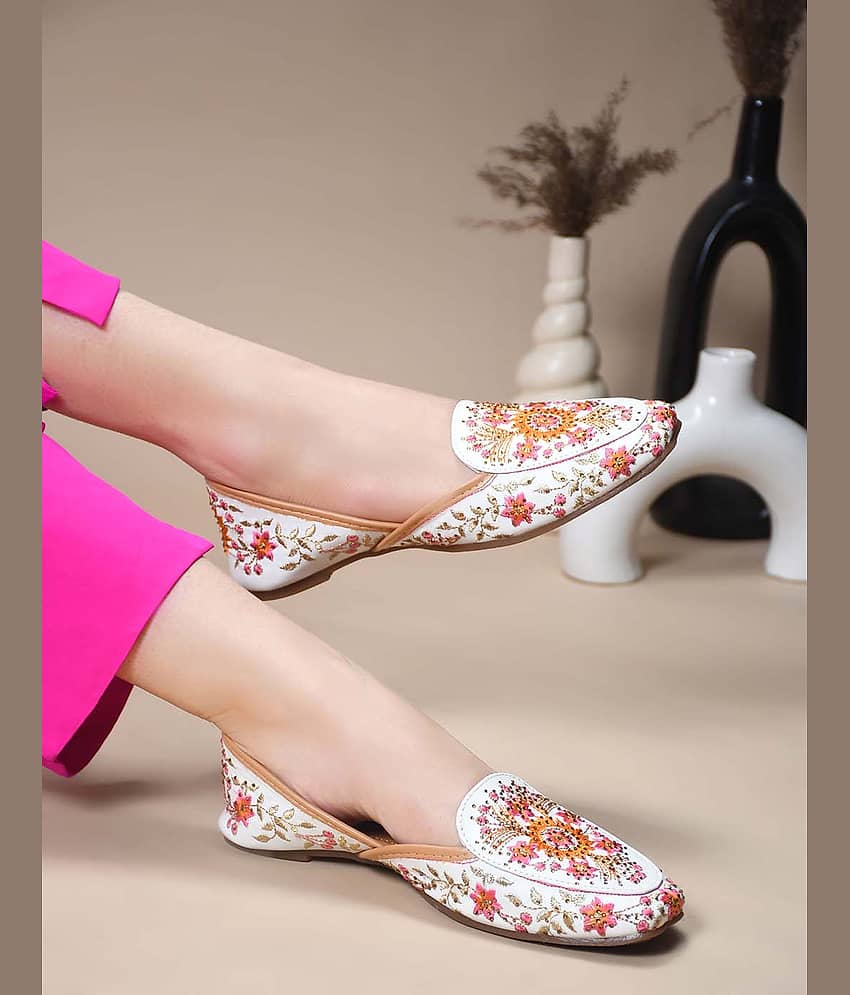 JM Looks Peach Women's Ethnic Ballerinas