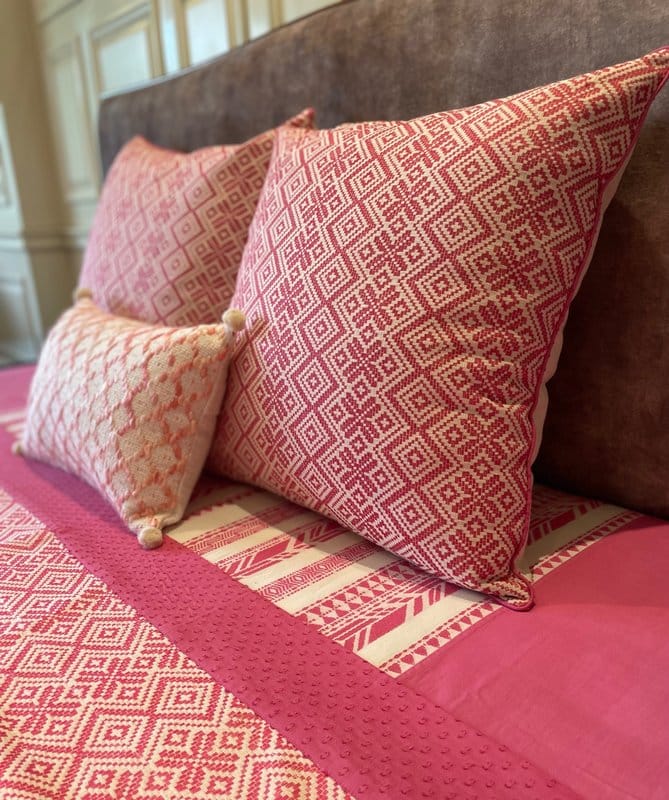 KRI India Tots Pretty Pink Cushion Covers | Off White with Pink Jacquard weave work  | 24x24 inches  | Wash & Care | 100% Cotton | Handcrafted in India. 100% organic & natural.