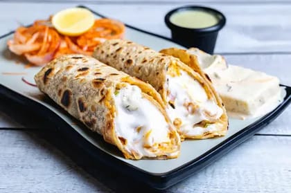 Malai Paneer Tikka Kaathi Roll
