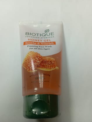 Biotique Advanced ayurveda Honey gel Soothe & nourish Foaming face wash For all skin types Ayurvedic recipe 100% 150- 
