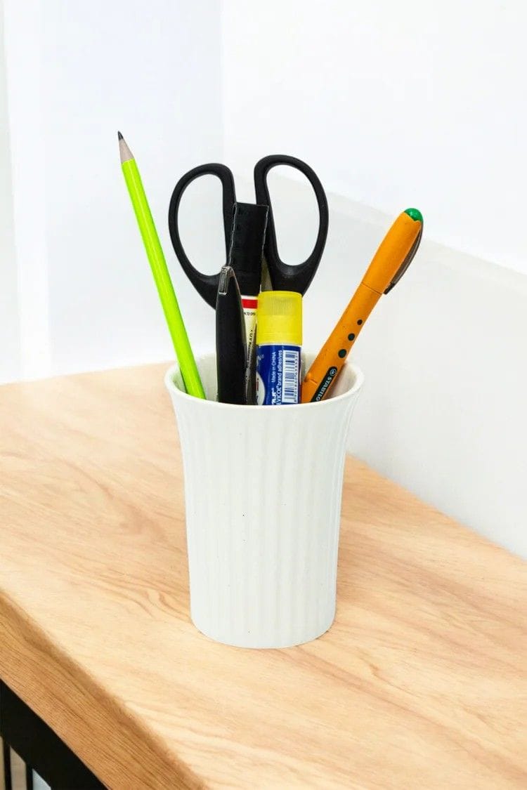Ceramic White Round Shape Multipurpose Brush Holder