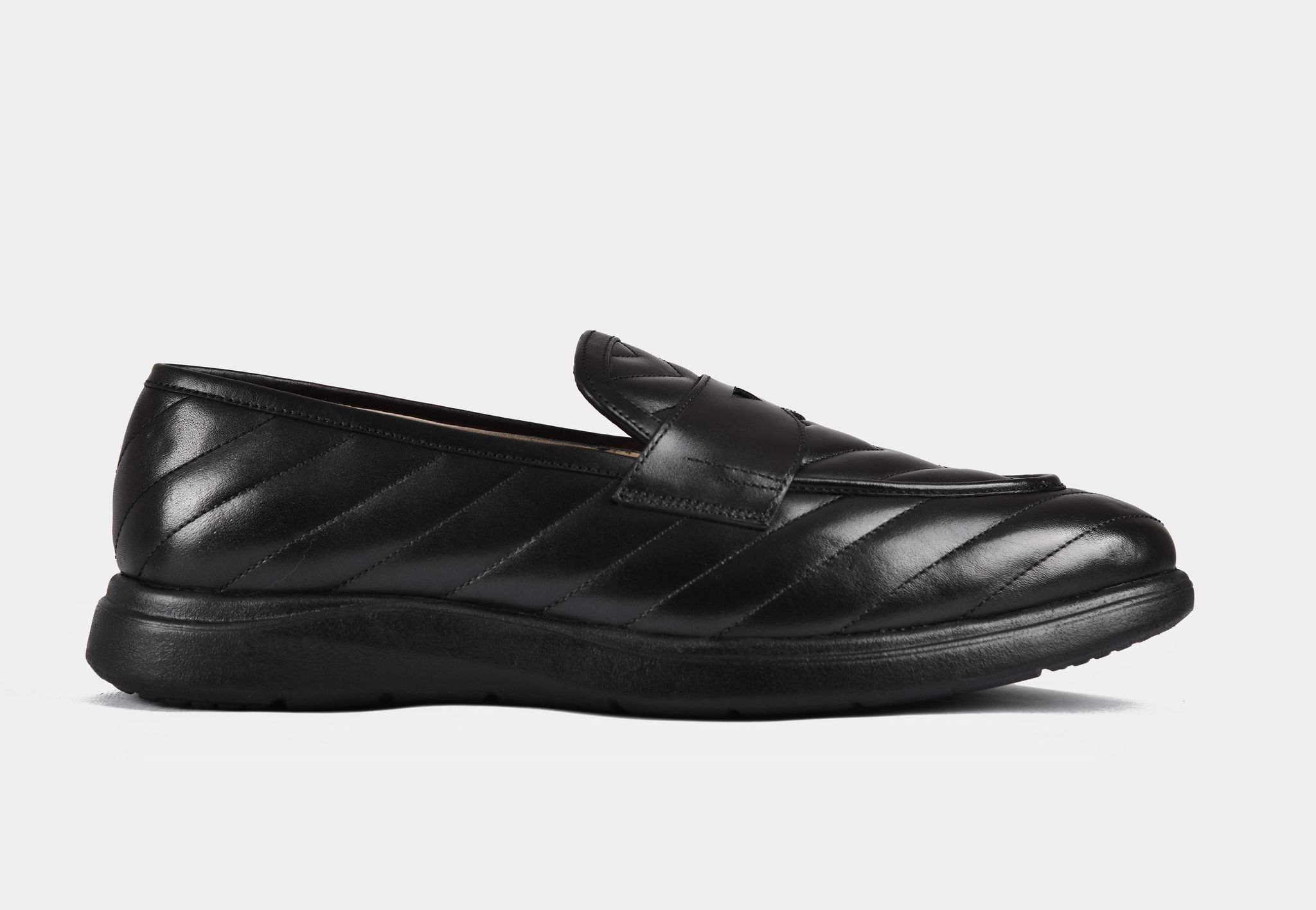 Black Quilt Slip-ons | Aero-Flex (SALE)-UK 11