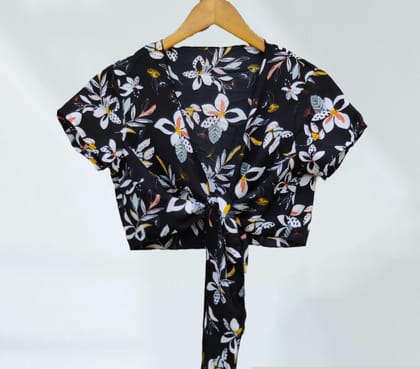Poly Crepe Shrugs I-L / Black Floral Print