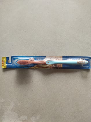 Shiny Clean Clove Oral Oral-b world's no.1 dentist recommended 