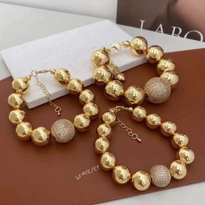 Glossy Ball Beads 18K Gold Anti Tarnish Cubic Zirconia Bracelet For Women-11 Balls