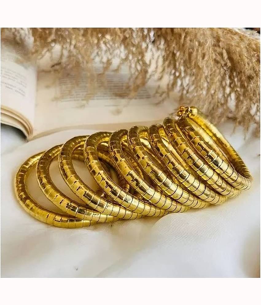 Samridhi DC Gold Bangle ( Pack of 1 )
