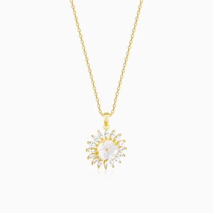 Golden Daisy Affair Pendant with Link Chain