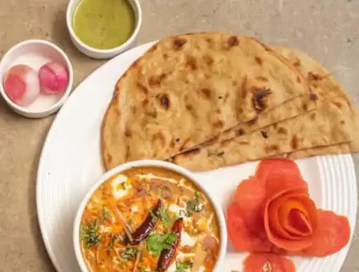 Kadai Paneer With 3 Roti Meal