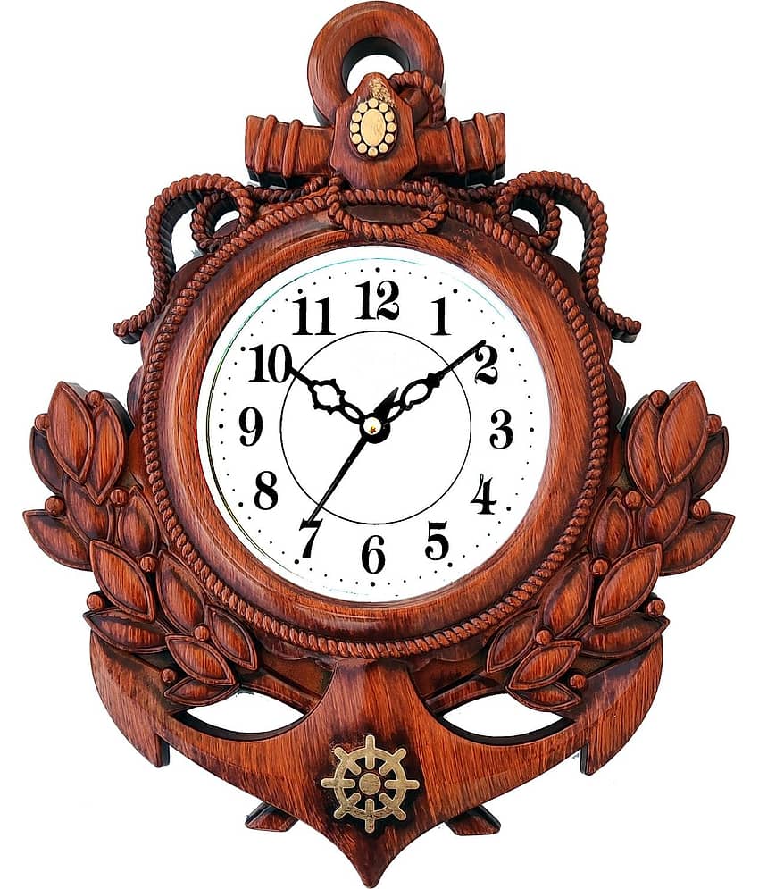 GrabBasket Assymetric Analog Wall Clock