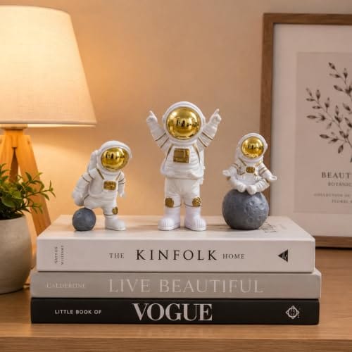 Home Decor Statue Sculpture Showpiece Golden (Golden B), Polyvinyl Chloride