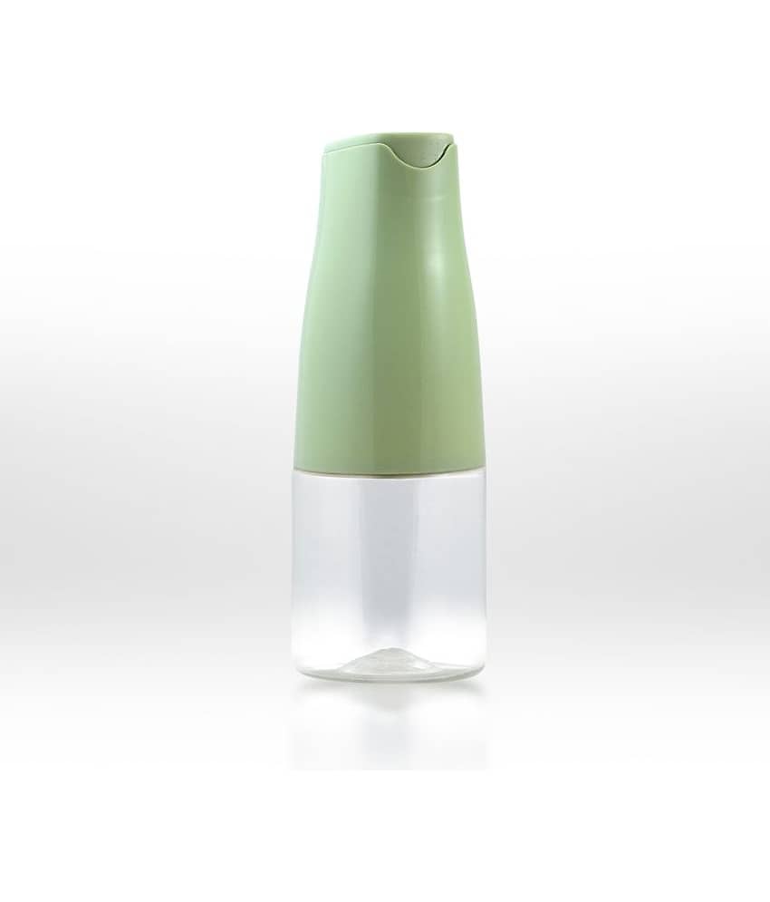 iview kitchenware Vinegar/Oil Bottle Plastic Green Oil Container ( Set of 1 )