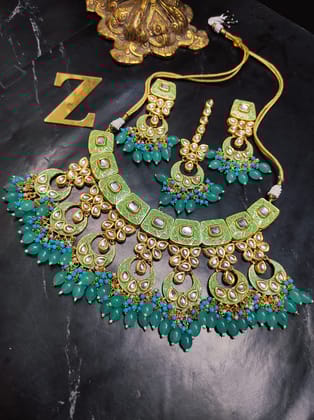 ZEVAR | Kundan Choker Necklace With Earrings & Maangtika