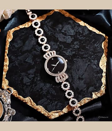 Renaissance Traders Black Metal Analog Womens Watch
