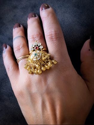 Paachi kundan flower design adjustable ring with ghunghru hangings