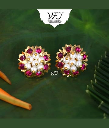 Vighnaharta Golden Stud Earrings ( Pack of 1 )