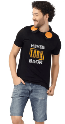 Men's Black Regular Fit T-Shirt - 'Never Look Back' Graphic Tee Black / M