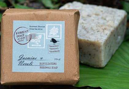 Beeswax Handmade Jasmine Neroli Exfoliating Soap 134 gram (1TORSOPTN00273)