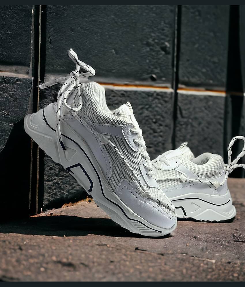 Fabbmate White Women's Sneakers