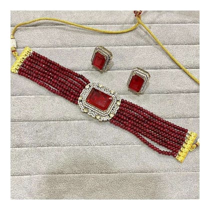 Nayaab Rida choker- Red-Red