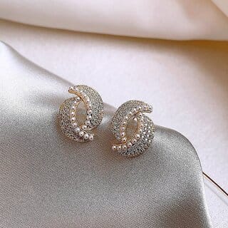 Oval Shaped Semi Circular Earring