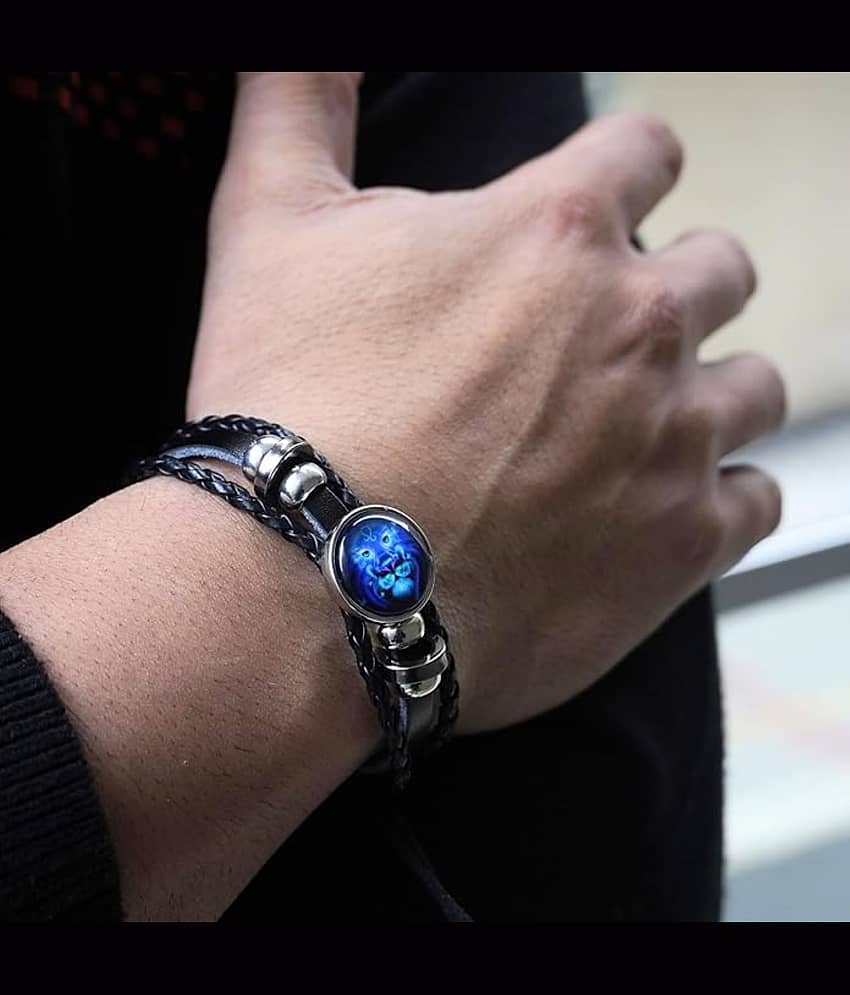 Fadiso Fashion Black Charm Bracelet ( Pack of 1 )