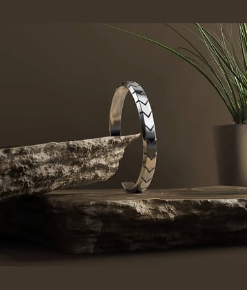 FASHION FRILL Silver Bracelet ( Pack of 1 )