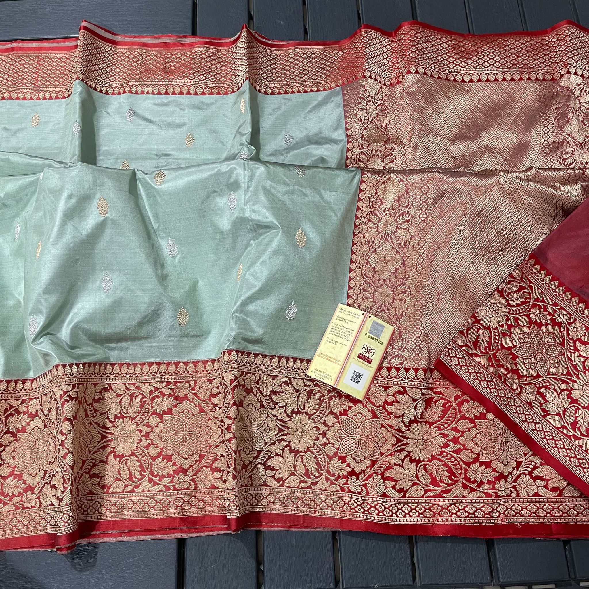 Benaras Katan Regular Style 25-Regular