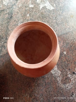 Clay Big Pots Versatile and Durable for Every Kitchen