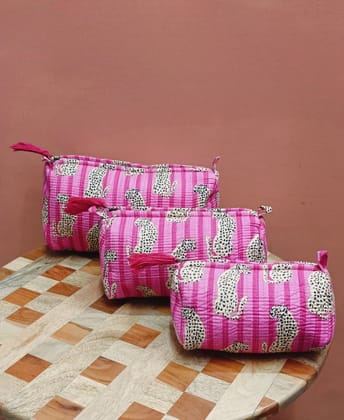 Set of 3 cosmetic bag/pouches with waterproof lining