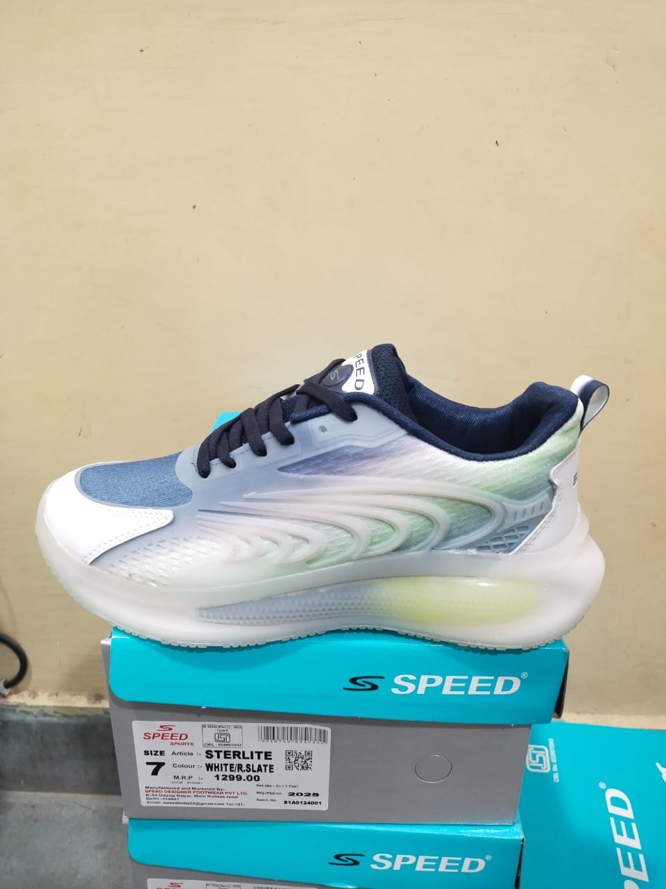 Article - STERLITE Shoes.